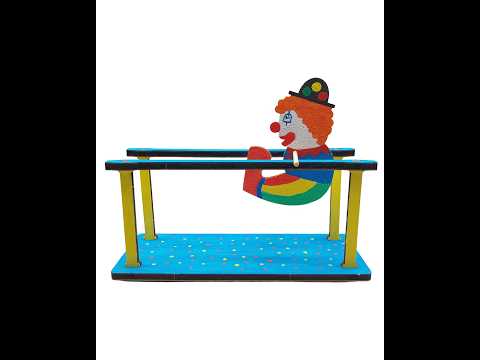 knutselpakket voor kleuters - komische clown ronddraaiend op een brug